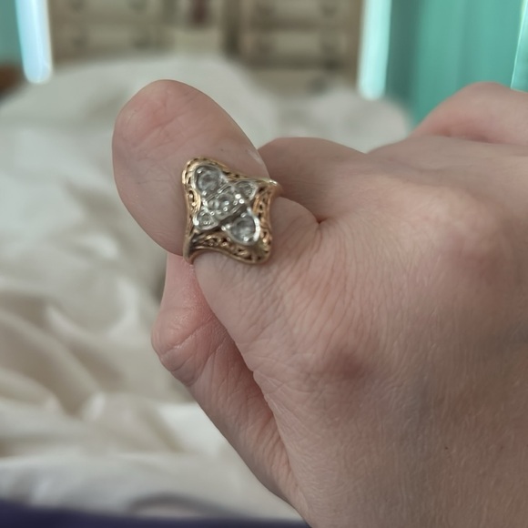 Antique Jewelry - Elegant Gold and Silver Women's Ring Edwardian antique